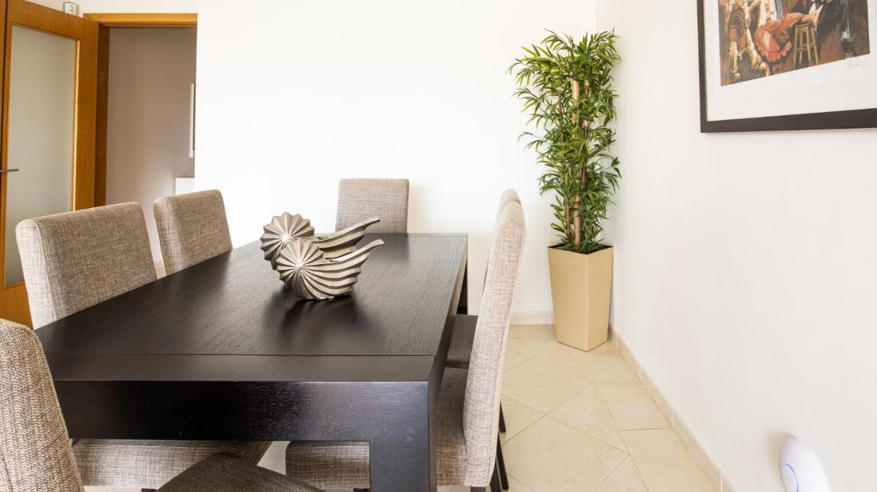 House F Sao Rafael Beach - Free Wifi & Airco, Netflix Ready - 300M From The Beach Albufeira Exterior photo