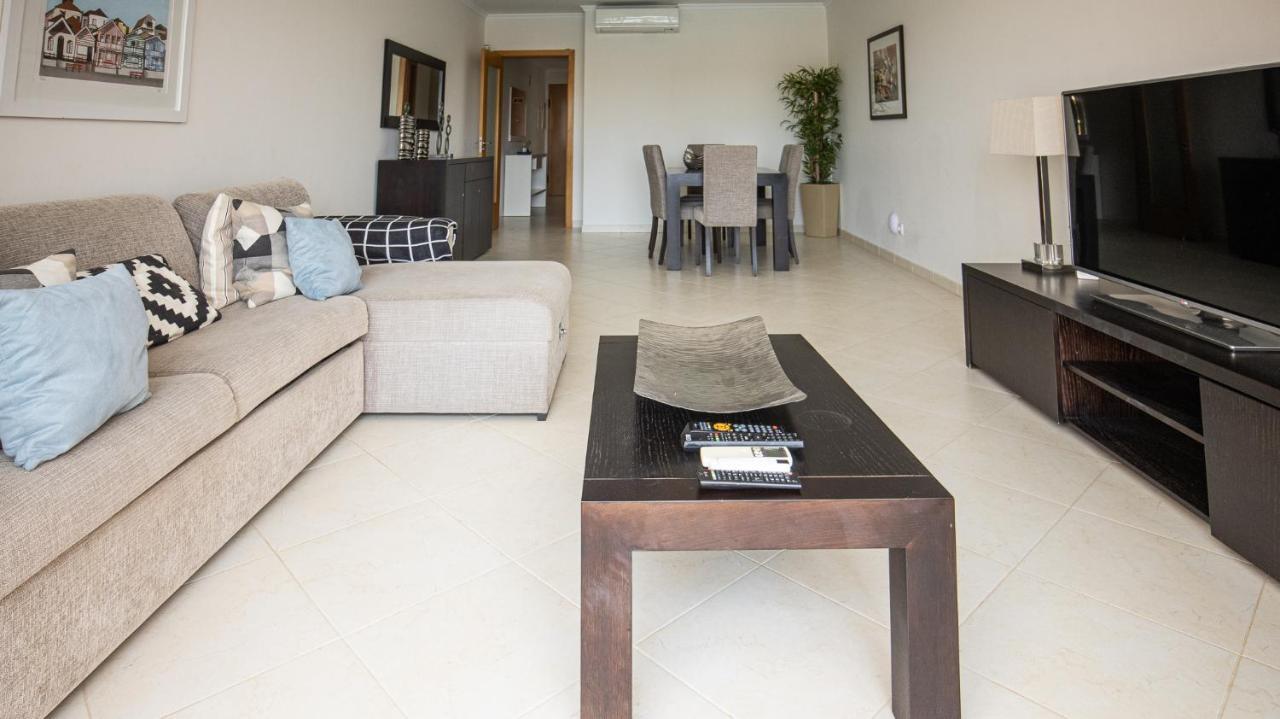 House F Sao Rafael Beach - Free Wifi & Airco, Netflix Ready - 300M From The Beach Albufeira Exterior photo